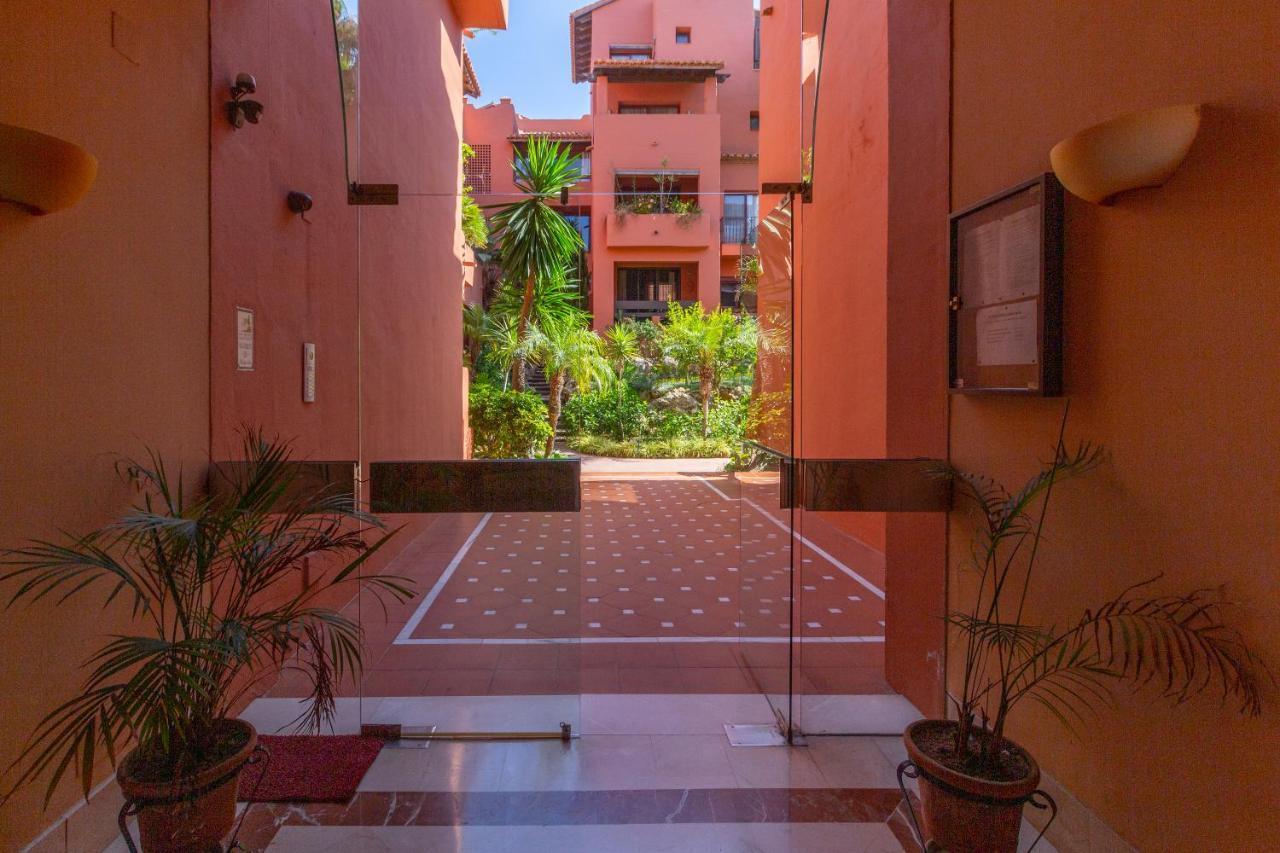 Xpce D Carlos Gardens Apartment มาร์เบยา ภายนอก รูปภาพ