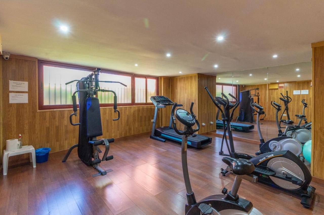 Xpce D Carlos Gardens Apartment มาร์เบยา ภายนอก รูปภาพ